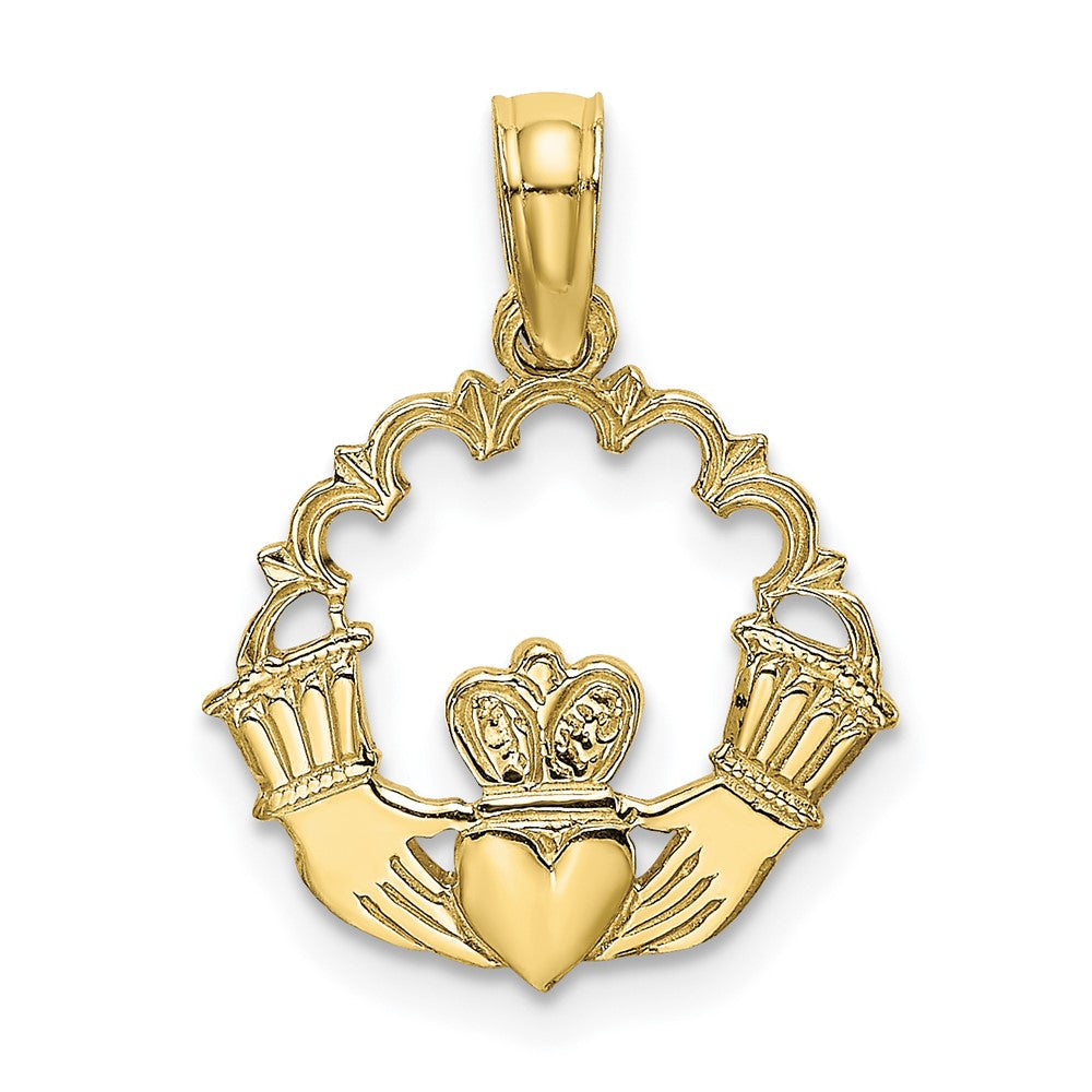 Dije Claddagh Grabado en Círculo Escallopado en Oro Amarillo de 10K