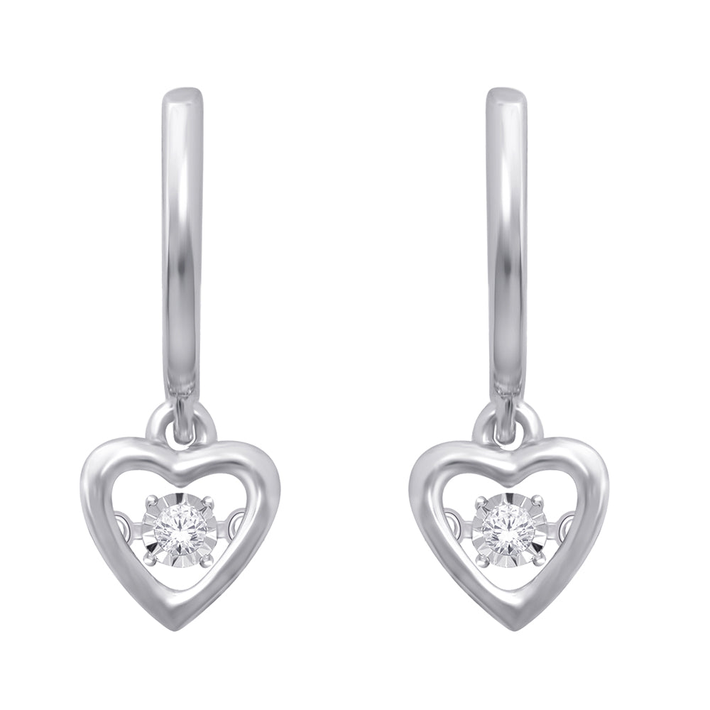 Plata de ley de 1/20 qt.Tw. Pendientes de coraz√≥n de diamantes en movimiento