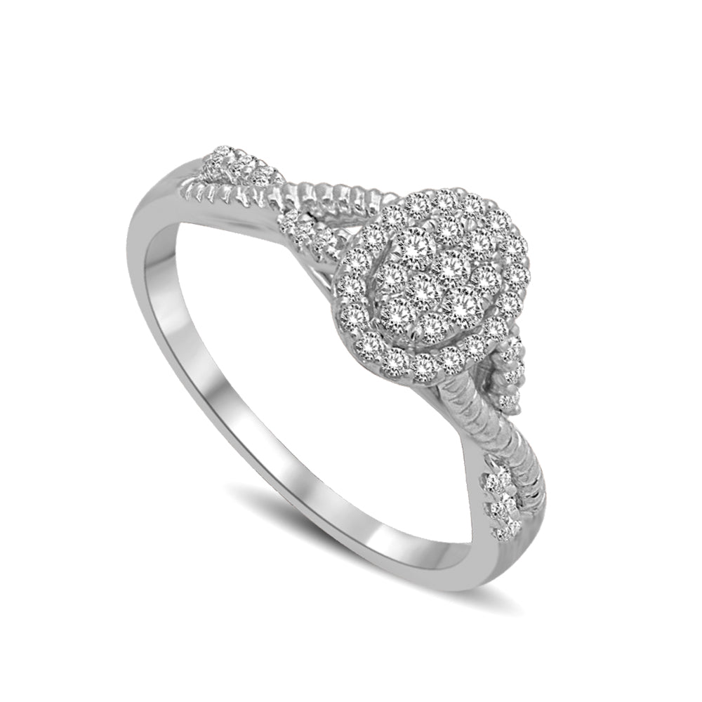 Oro blanco de 14 quilates de 1/4 qt.Tw. Anillo de compromiso de diamantes