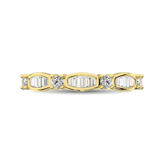 Anillo de Oro Amarillo de 14 k con Diamantes Redondos de 1/4 qt