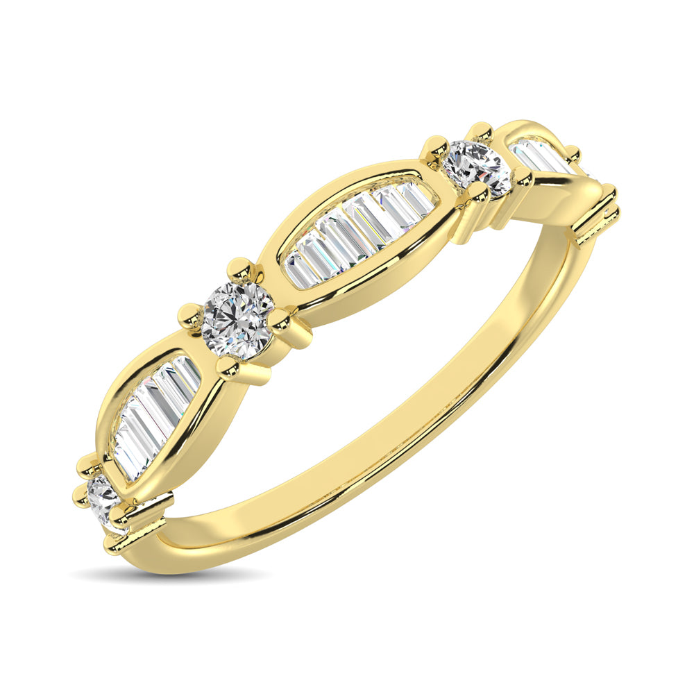 Anillo de Oro Amarillo de 14 k con Diamantes Redondos de 1/4 qt