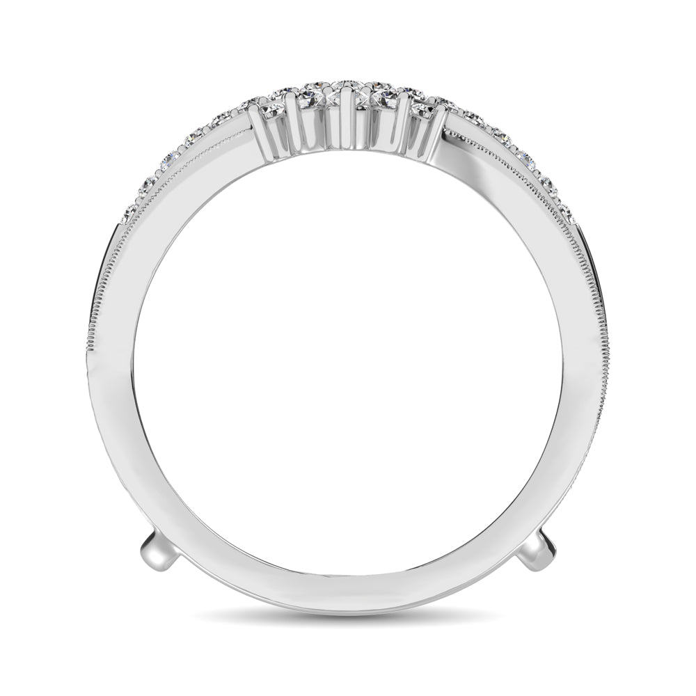 Oro blanco de 14 quilates de 1/2 qt.Tw. Anillo protector de diamantes