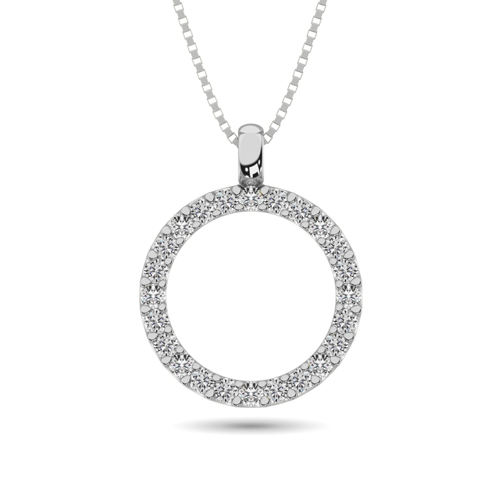 Colgante circular de diamantes de 1/4 qt de peso total en oro blanco de 14 k