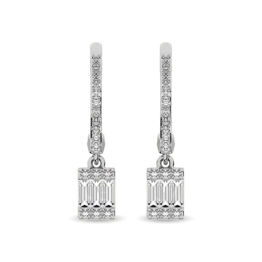 Diamante 1/3 Ct.Tw. Aretes tipo argolla redondos y baguette en oro blanco de 14 k