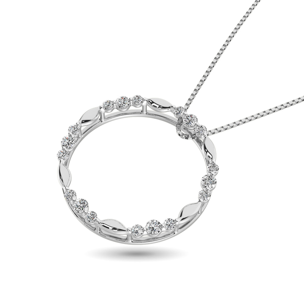 Colgante circular con diamantes de 1/4 qt total en oro blanco de 14 k