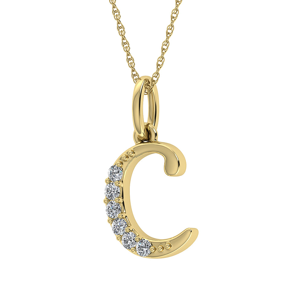 Diamante 1/20 Ct.Tw. Colgante con letra C en oro amarillo de 10 quilates