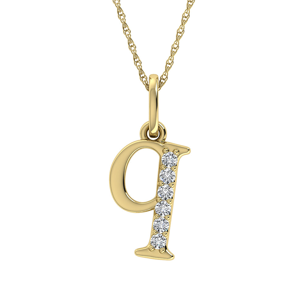 Diamante 1/20 Ct.Tw. Colgante con letra Q en oro amarillo de 10 quilates