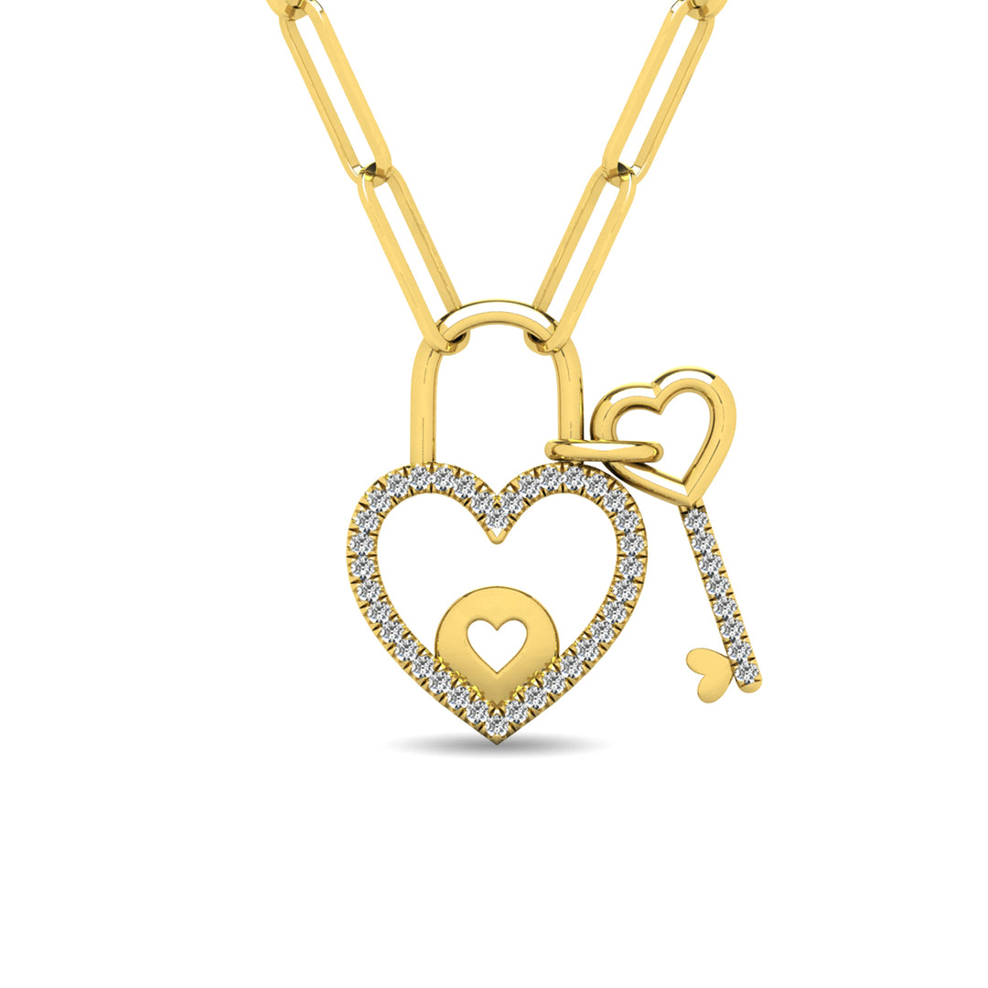 Diamante 1/6 Ct.Tw. Colgante con candado y llave en oro amarillo de 10 quilates