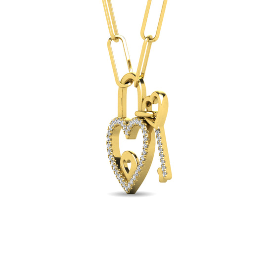 Diamante 1/6 Ct.Tw. Colgante con candado y llave en oro amarillo de 10 quilates