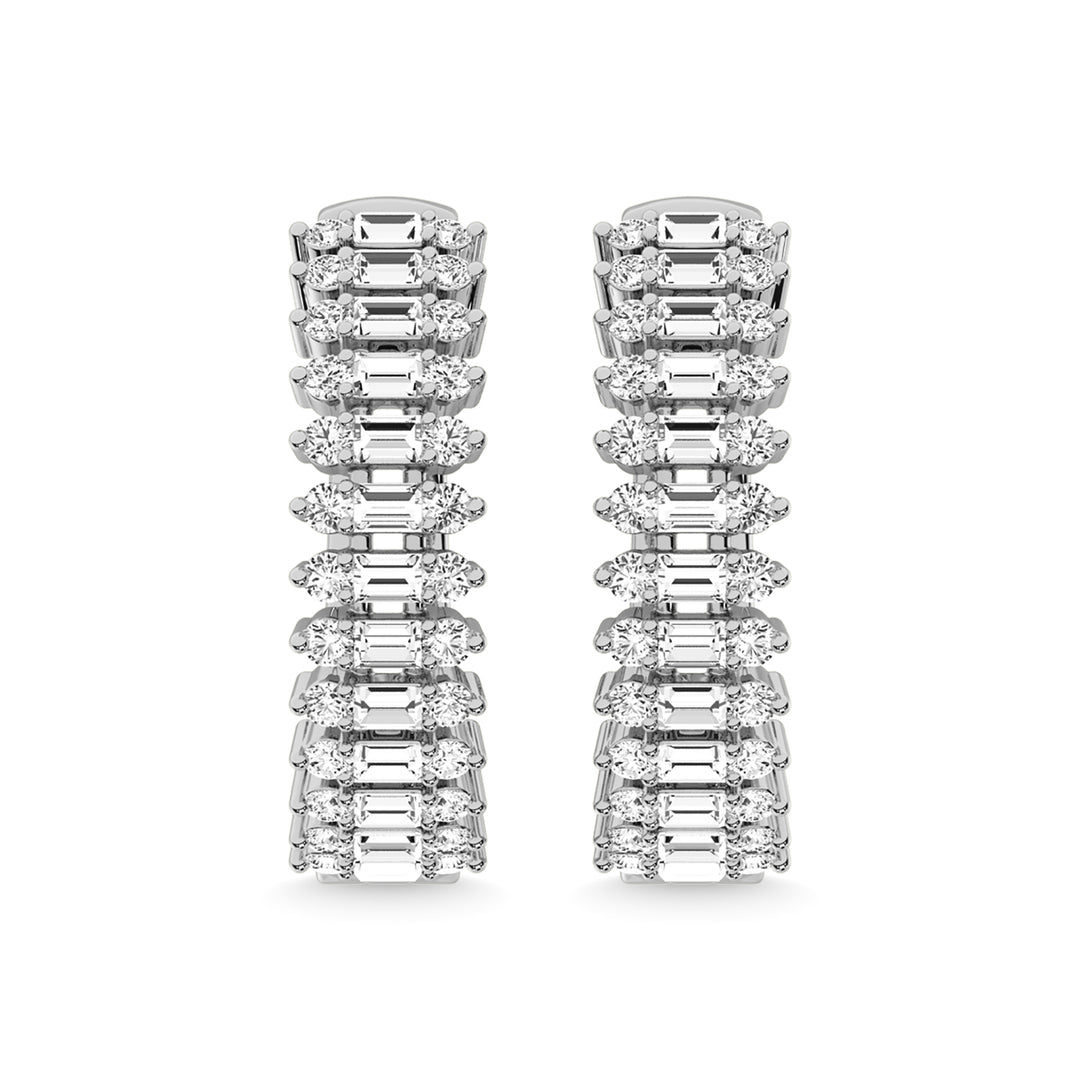 Oro blanco de 14 quilates con diamantes de 3/4 qt. total Aretes de aro