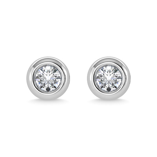 Diamante de oro blanco de 14 quilates de 1/5 quilates total. Aretes