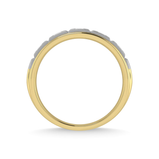 Diamante de oro amarillo de 14 quilates de 1/2 qt. total Con banda de m√°quina para hombre con faceta de rodio blanco