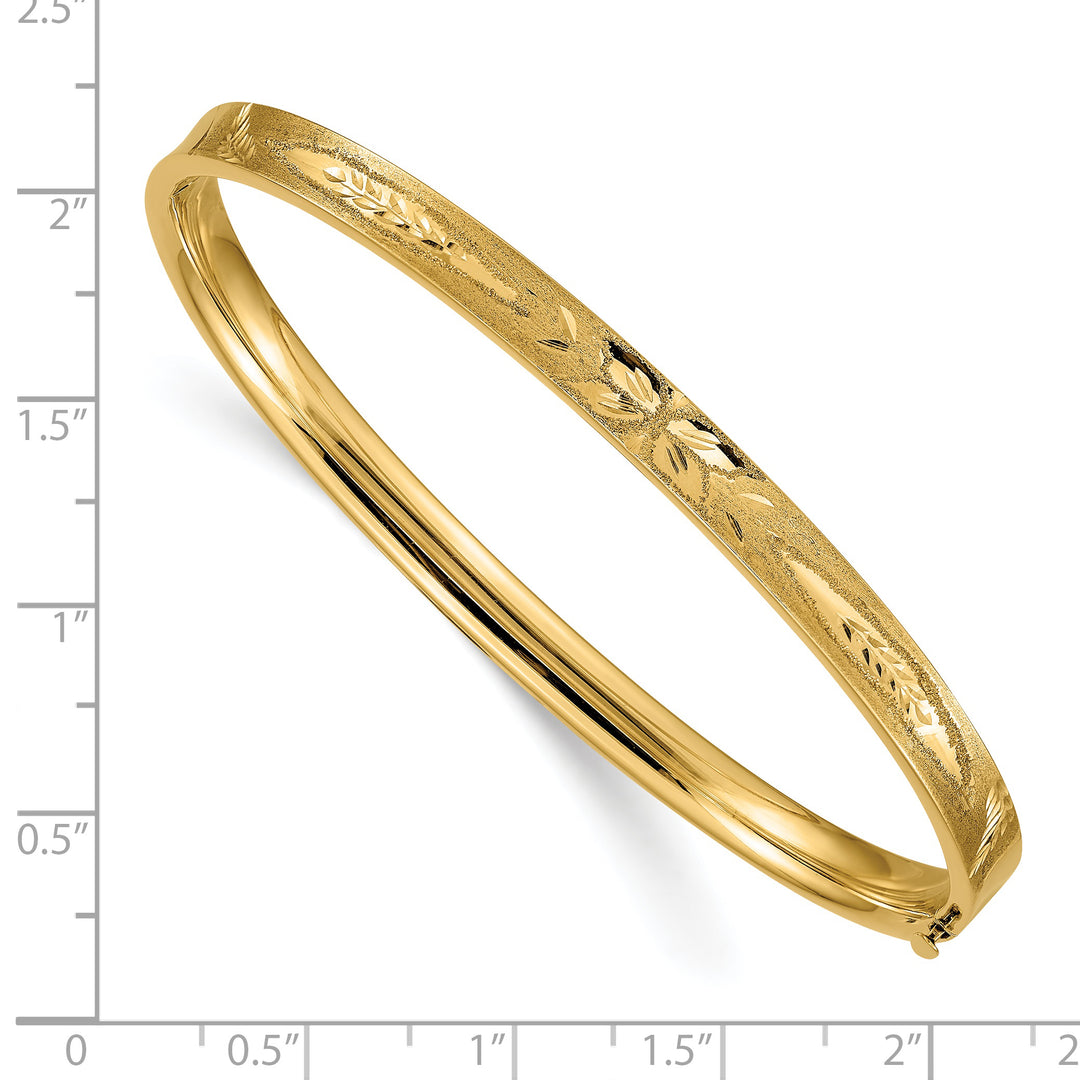 Brazalete con Bisagra en Oro Amarillo de 14K con Corte de Diamante (5mm)