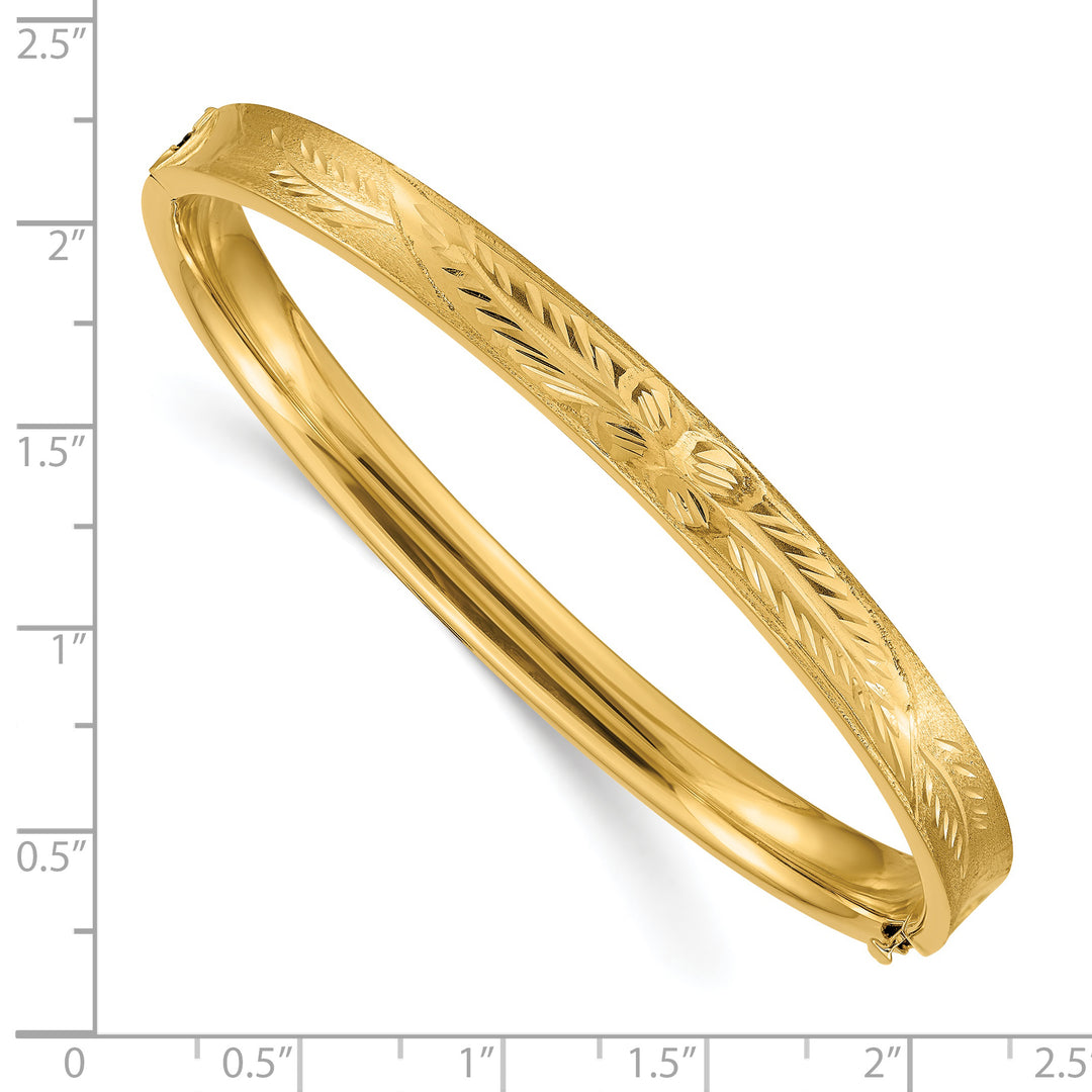 Brazalete Articulado en Oro Amarillo de 14K con Corte Diamante y Perfil Cóncavo (4/16)