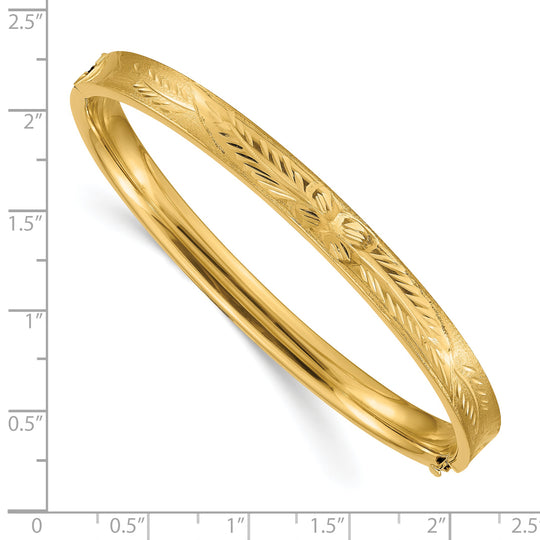 Brazalete Articulado en Oro Amarillo de 14K con Corte Diamante y Perfil Cóncavo (4/16)