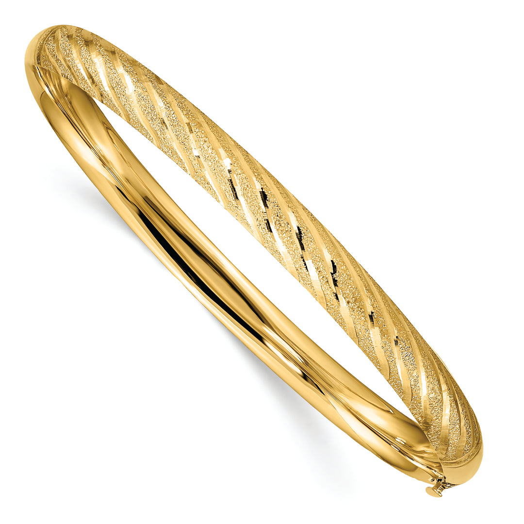 Pulsera de Bangle Trenzada con Corte Diamantado Texturizado en Oro de 14k