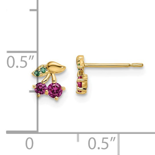 Pendientes Post con Cereza Roja CZ y Cristal Verde de Madi K en Oro Amarillo de 14k