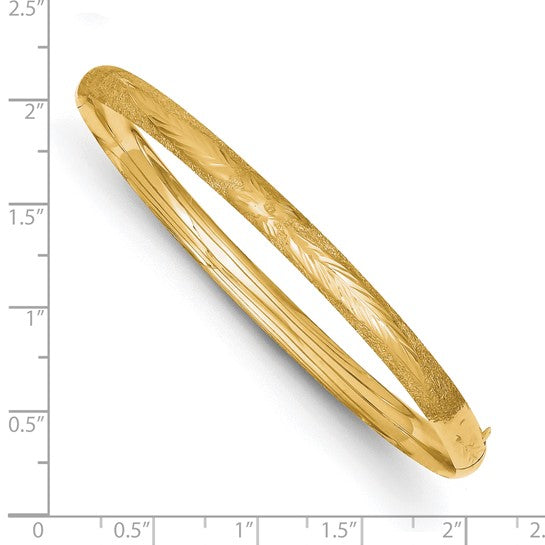 Brazalete Bangle con Corte Láser 14K