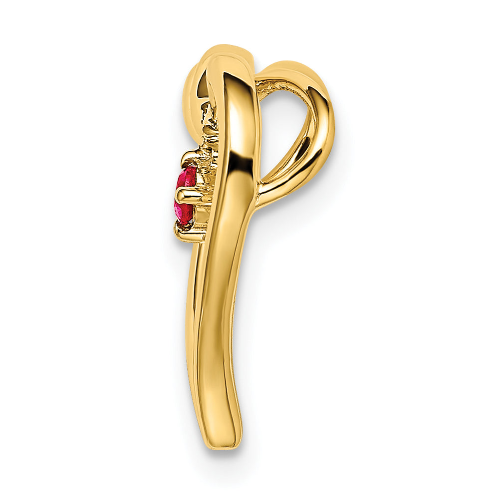 14k Heart Slide con Rubí Pulido en Oro Amarillo