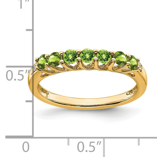 Anillo de Oro Amarillo de 14k con Peridoto y Diamantes de 7 Piedras