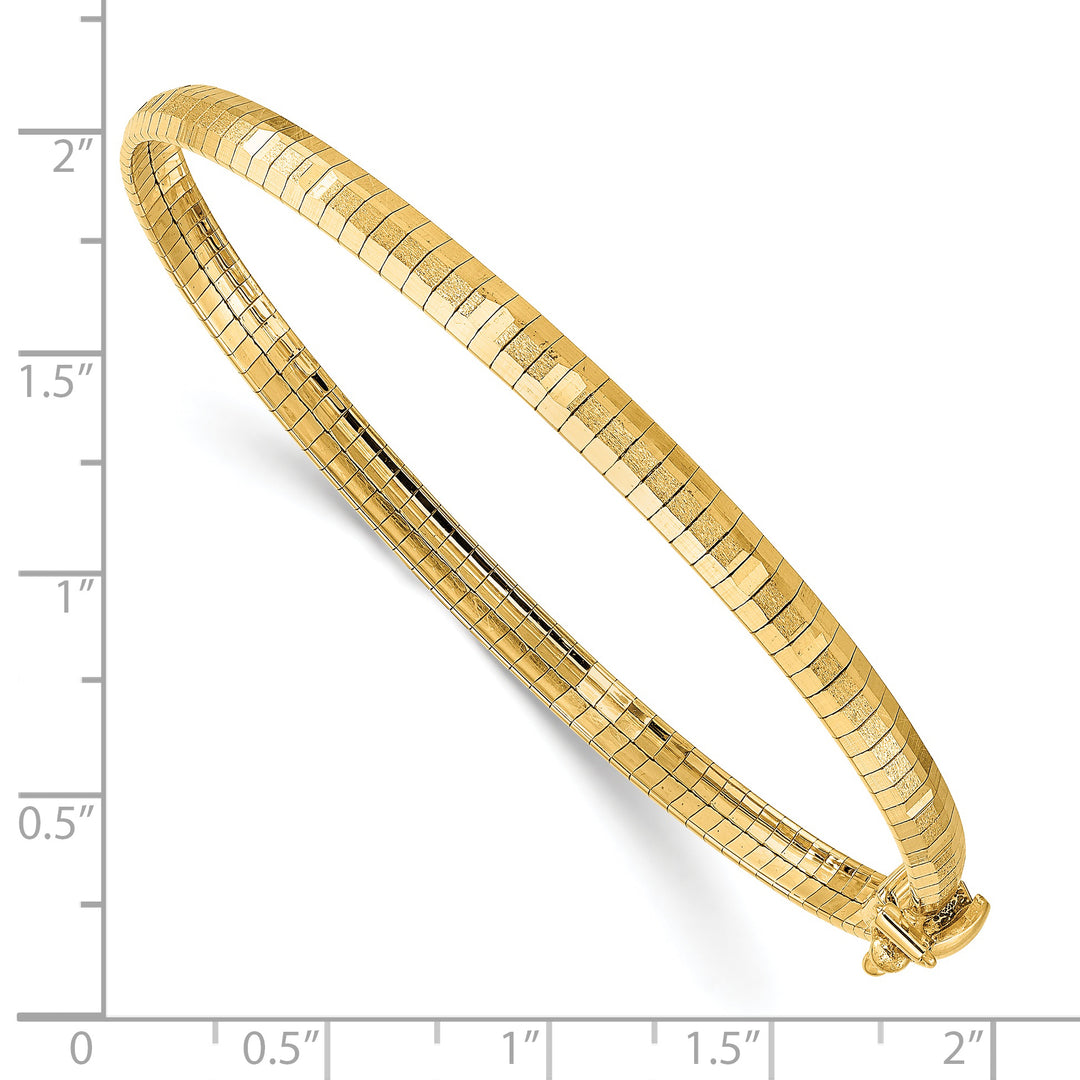 Brazalete Omega D/C Satinado y Pulido en Oro Amarillo de 14k