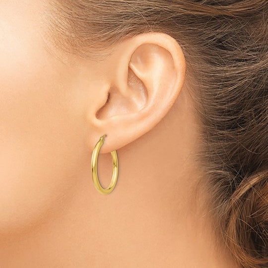 Pendientes de Aro Tubo Livianos Pulidos de Oro Amarillo de 14K de 2.5 mm