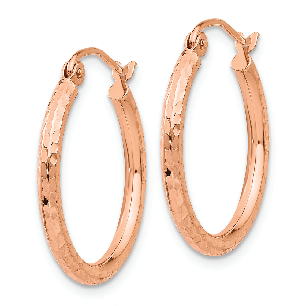 Aretes Tipo Argolla Pulidos con Talla de Diamante en Oro Rosa de 14k