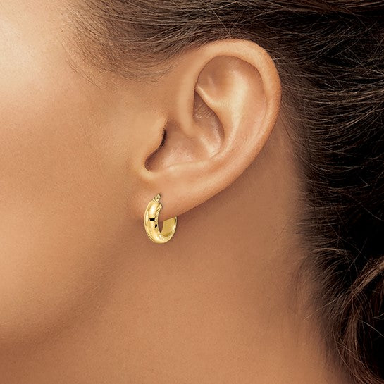 Pendientes de Aro Texturizados D/C y Pulidos en Oro Amarillo de 14K