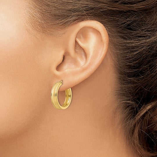 Pendientes de Aro Cepillados y Pulidos en Oro Amarillo de 14K