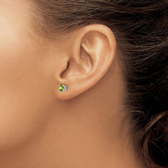 Aretes de Peridoto de 4 mm en Oro Blanco de 14k