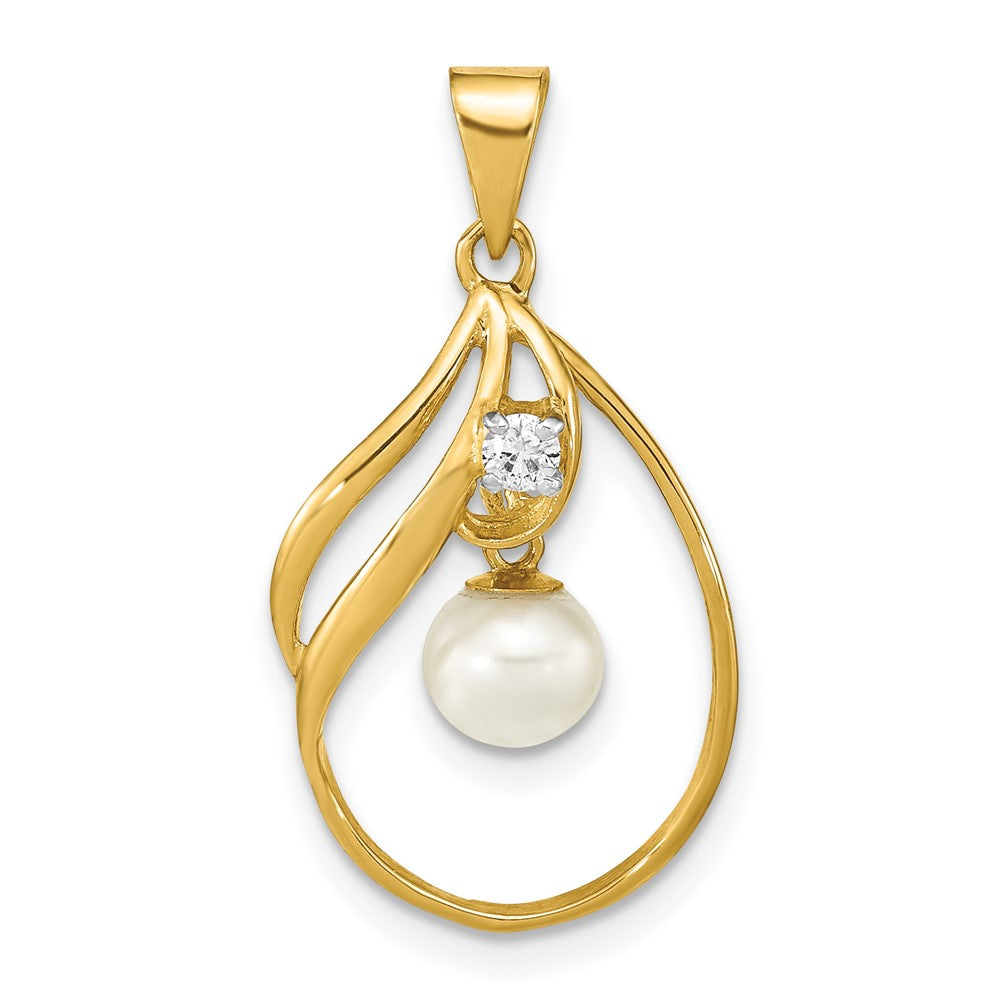 Colgante con Perla Cultivada de Agua Dulce Blanca de 5-6mm y Diamante de 0.05 Quilates en Oro Amarillo de 14k