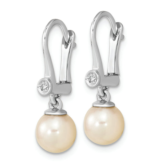 Pendientes Colgantes de Oro Blanco de 14k con Perla Akoya Cultivada de Agua Salada Blanca de 7-8mm y Diamante de 0.05 Quilates