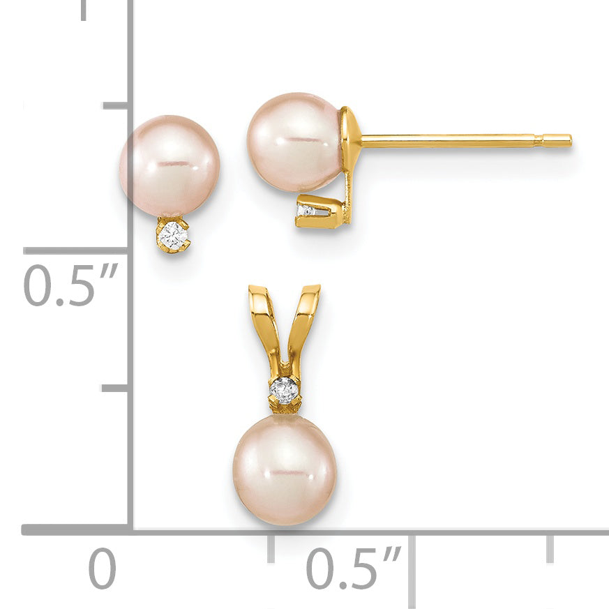 Juego de Aretes y Colgante Madi K en Oro Amarillo de 14k con Perlas Cultivadas de Agua Dulce Rosadas (4-5 mm) y Diamante de 0.03 ct