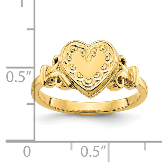 Anillo Locket Corazón de 14k con Incrustación de Tela y Detalles en Rosa