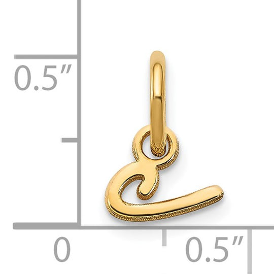 Dije con la Inicial "c" en Minúscula en Oro Amarillo de 14k