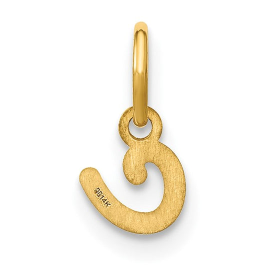 Dije con la Inicial "c" en Minúscula en Oro Amarillo de 14k