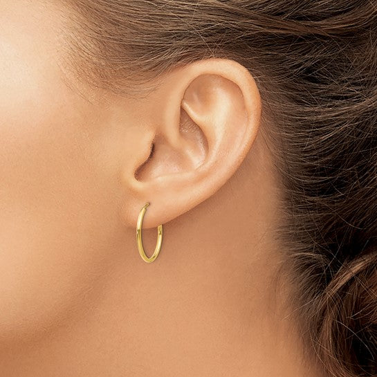 Pendientes de Aro Sin Fin en Oro Amarillo de 14K, Pulidos de 1.5 mm