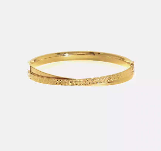 Brazalete Bangle Bypass con Corte Diamante y Bisagra de 14K