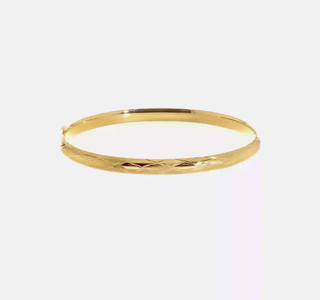 Pulsera Rígida Articulada de Oro Amarillo de 14k con Diseño Elegante y Corte de Diamante