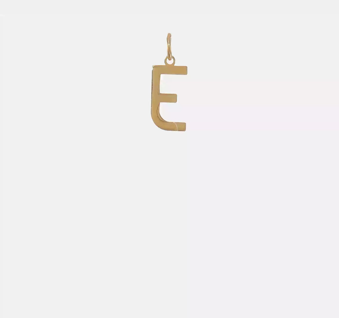 Dije con la Inicial "E" en Oro Amarillo de 14k