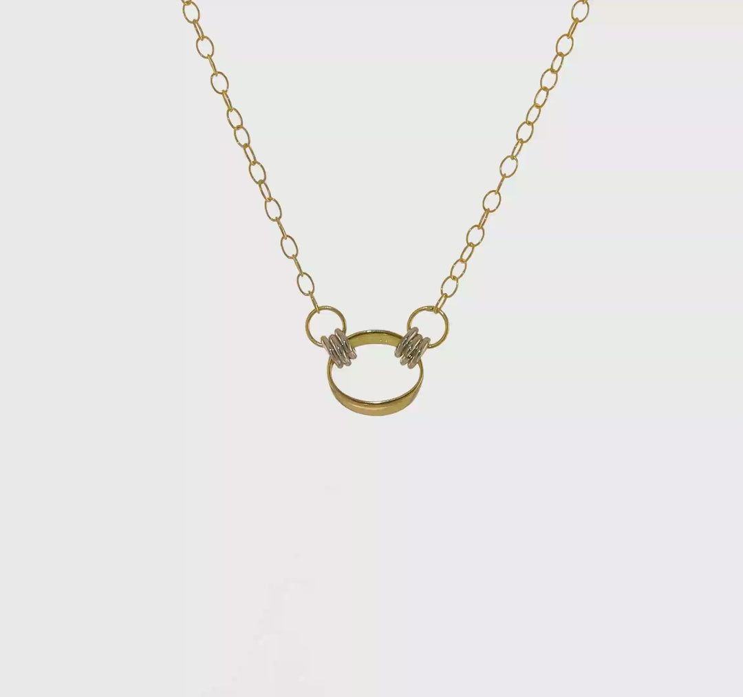 Collar de Círculo Satinado y Pulido Bicolor de 14K