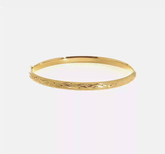 Brazalete con Bisagra en Oro Amarillo de 14K con Corte de Diamante (4.75mm)