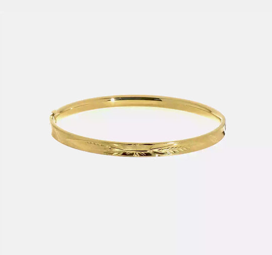 Brazalete con Bisagra en Oro Amarillo de 14K con Corte de Diamante (5mm)