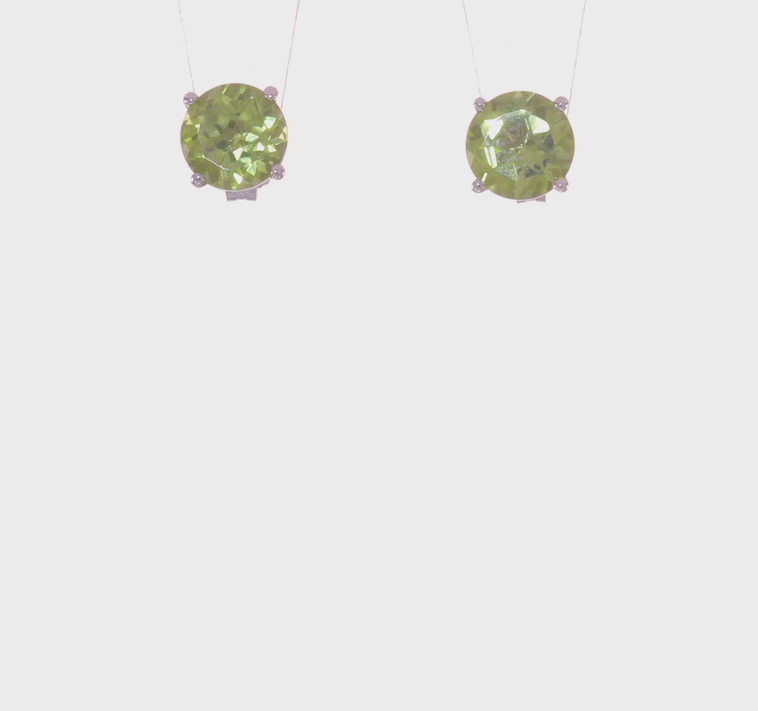 Aretes de Peridoto de 6 mm en Oro Blanco de 14k