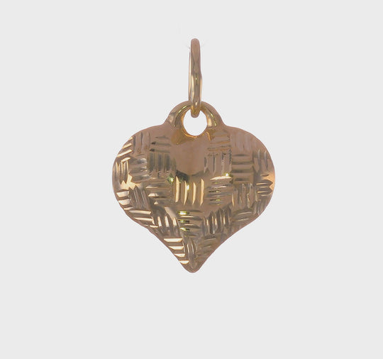 Colgante de Corazón 3D con Patrón de Tejido en Oro Amarillo 14K